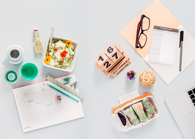 Lunch Al Desko | Food photography for Image Interiors & Living | Photography: Nathalie Marquez Courtney | Styling: Jette Virdi