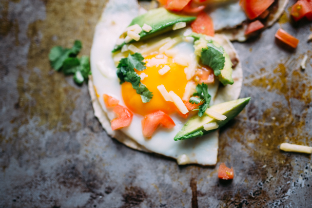 Egg and avocado breakfast tacos | nathalie.ie