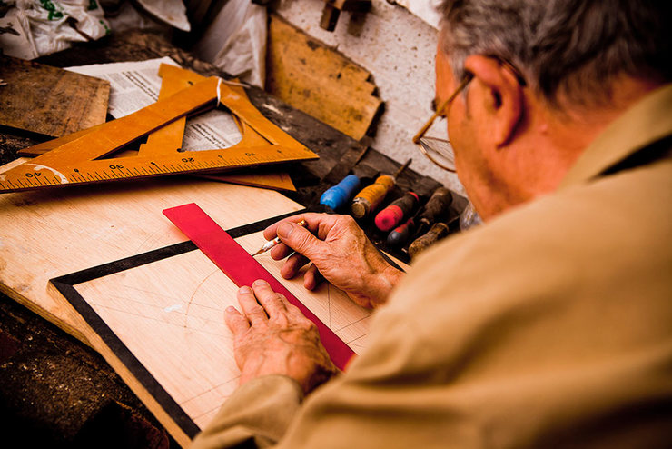 Tarxia Inlaid-Wooden iPhone Cases | nathalie.ie